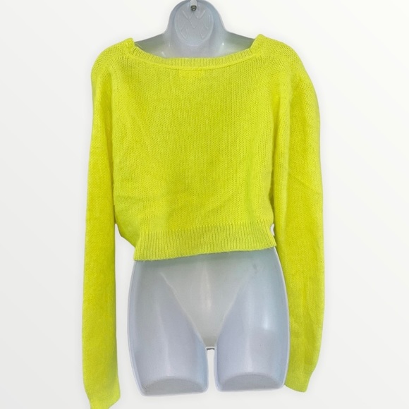 Abound Bright Highlighter Cropped Two Button Sweater - Picture 4 of 5